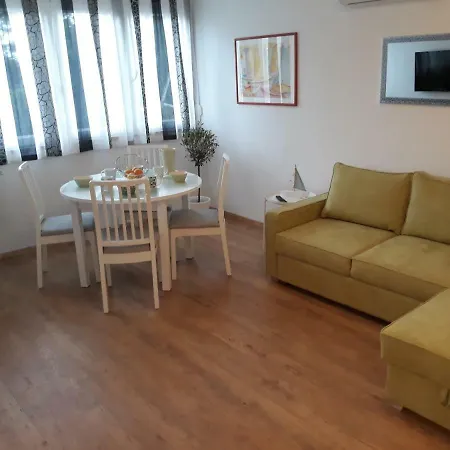 Jugo - New Apartment, Very Close To The Center And Beache, With Sea View شقة سبليت