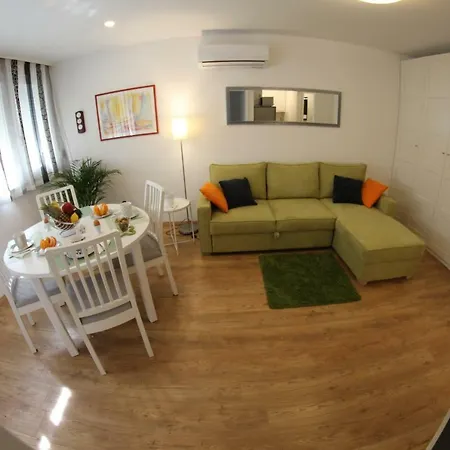Jugo - New Apartment, Very Close To The Center And Beache, With Sea View Split