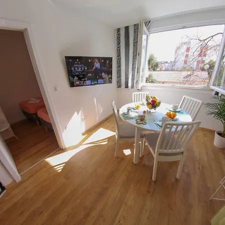 Jugo - New Apartment, Very Close To The Center And Beache, With Sea View * Split