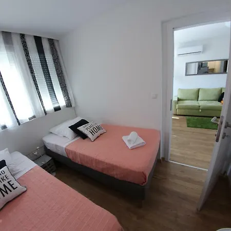 Jugo - New Apartment, Very Close To The Center And Beache, With Sea View